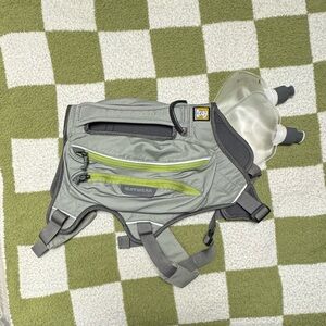 Ruffwear day hike pack size medium